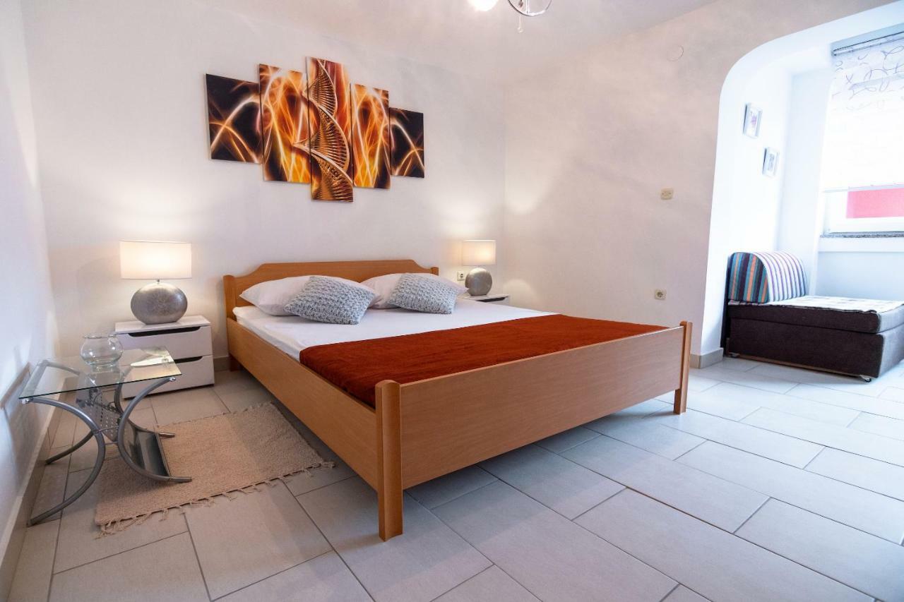 Apartmani Ivan Lopar Esterno foto