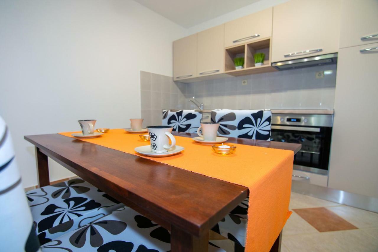 Apartmani Ivan Lopar Esterno foto
