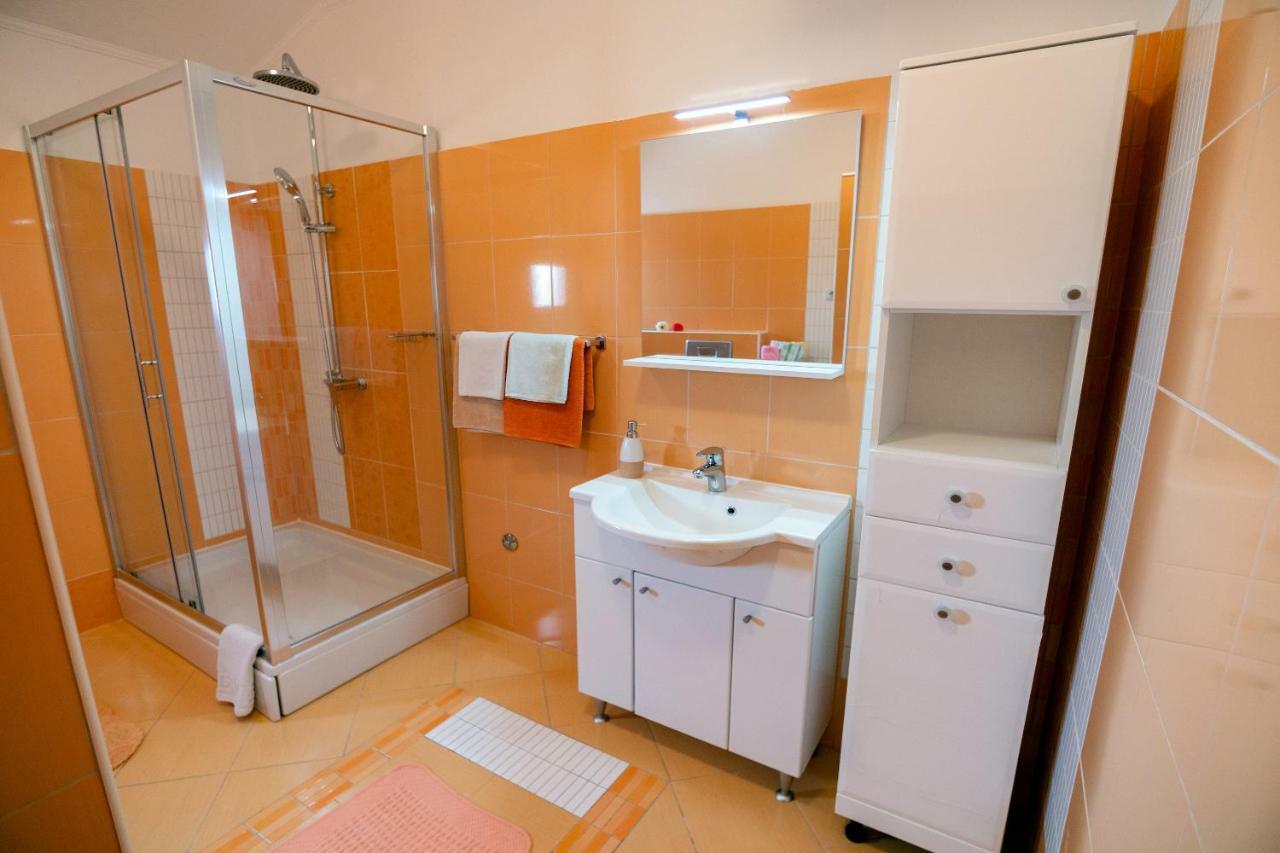 Apartmani Ivan Lopar Esterno foto