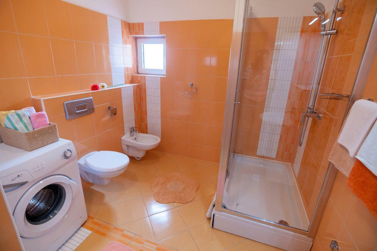 Apartmani Ivan Lopar Esterno foto
